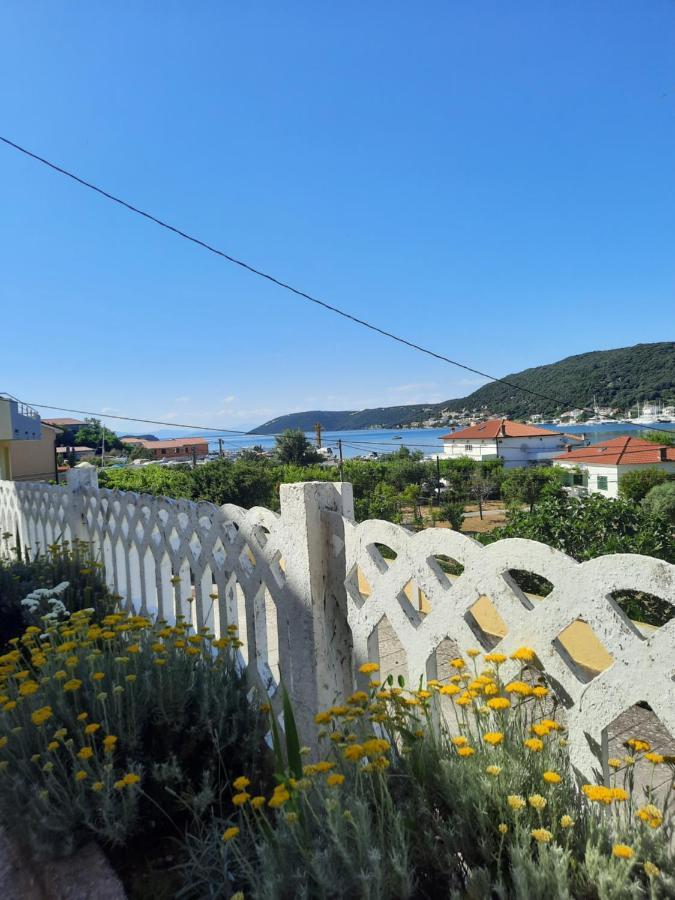 Marovito Apartment Supetarska Draga Exterior photo