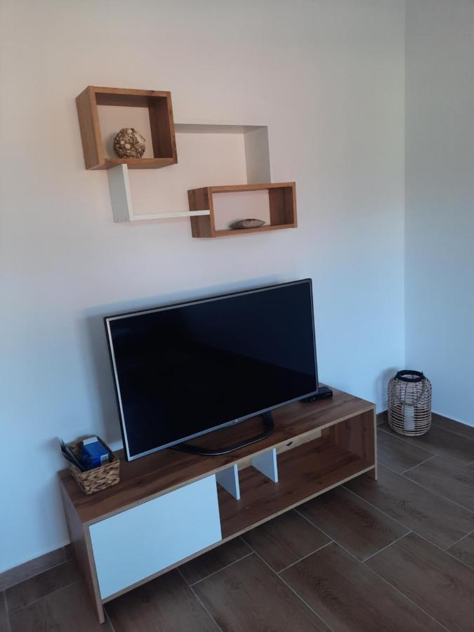 Marovito Apartment Supetarska Draga Exterior photo